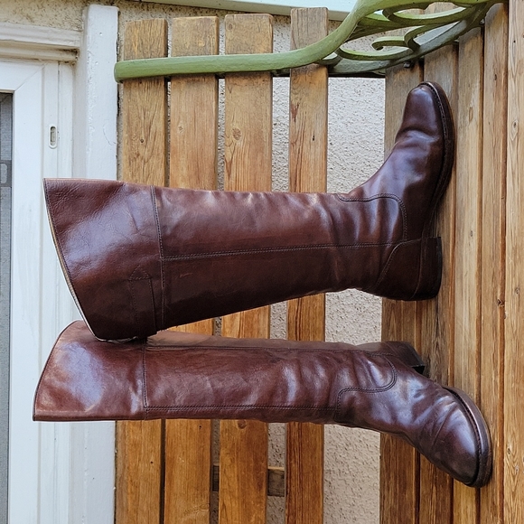 Coach Joel leather riding boots. Size 6 1/2. Brown. Very good condition. - Picture 2 of 7